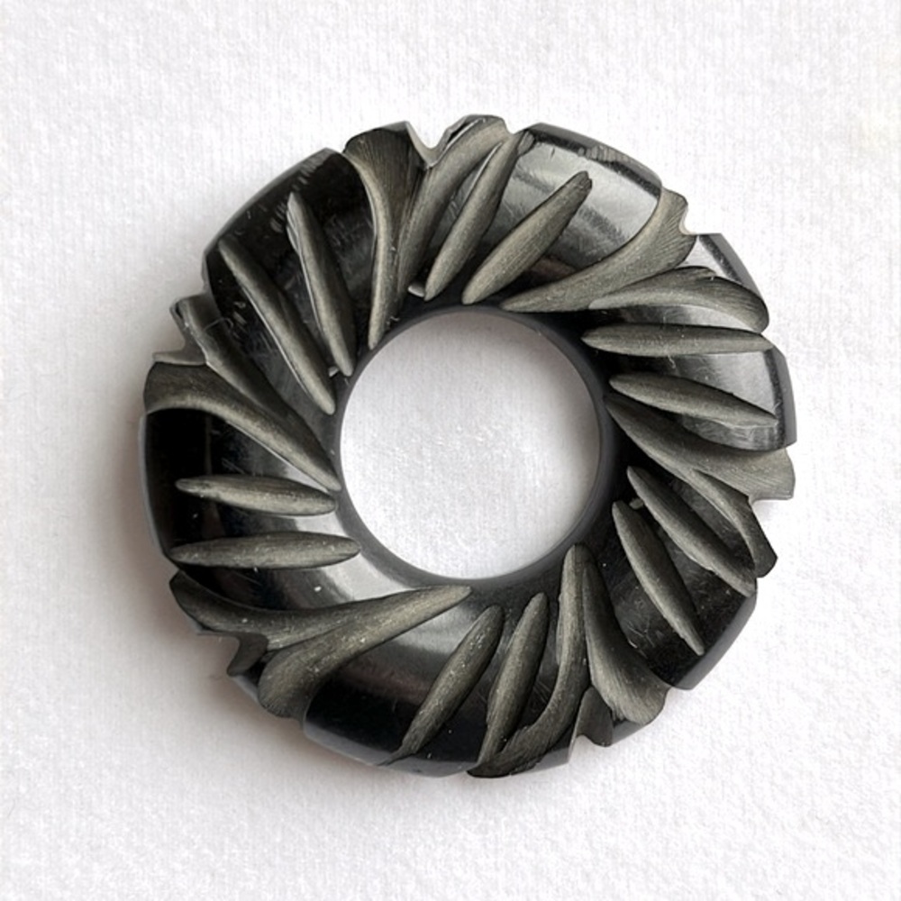 BAKELITE Vintage BLACK Carved Mourning Brooch Circle Wreath Pin